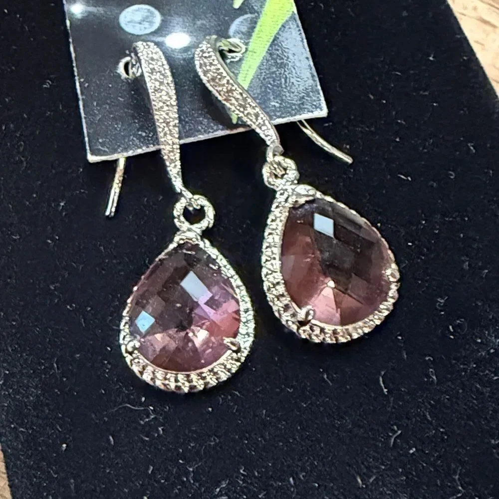 MLE Jewelry add touch